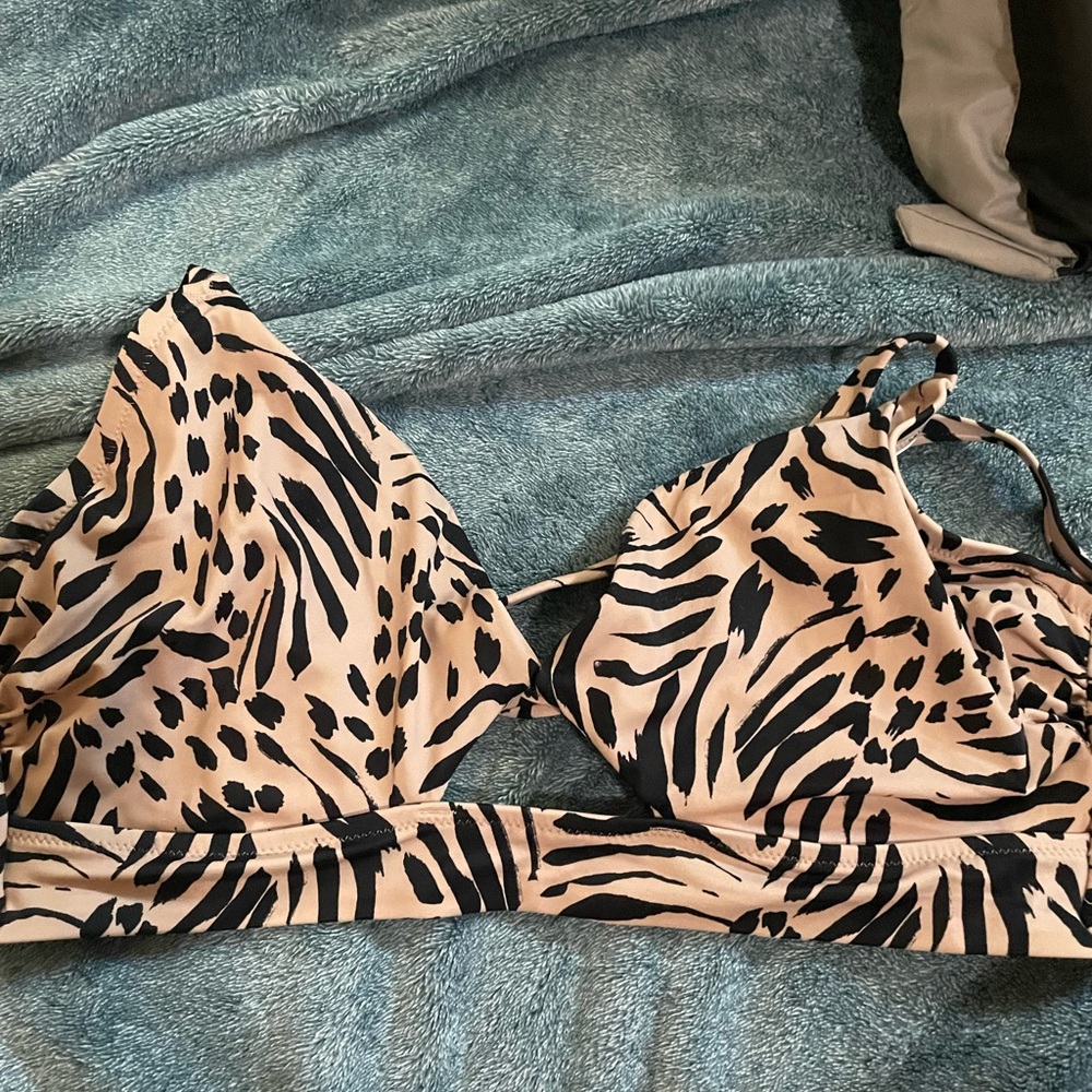 Womens 38D Bikini Top